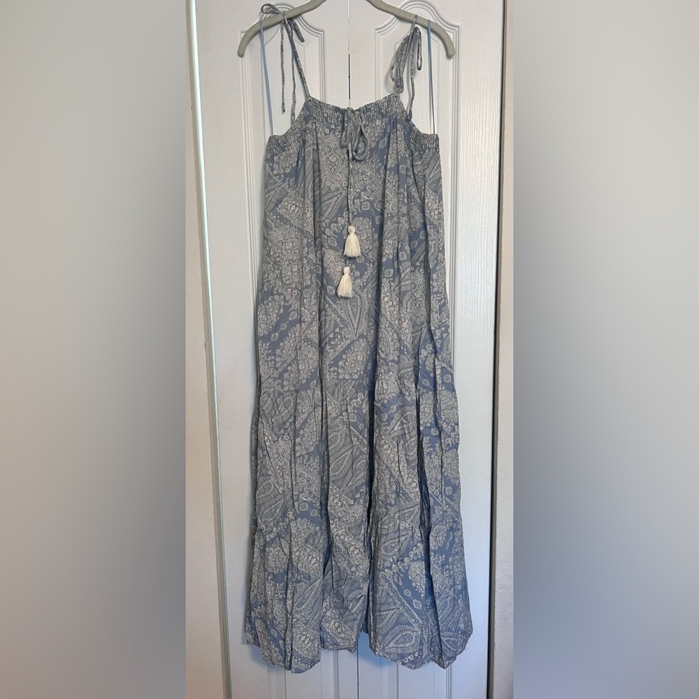 LUSH clothing brand paisley summer dress.